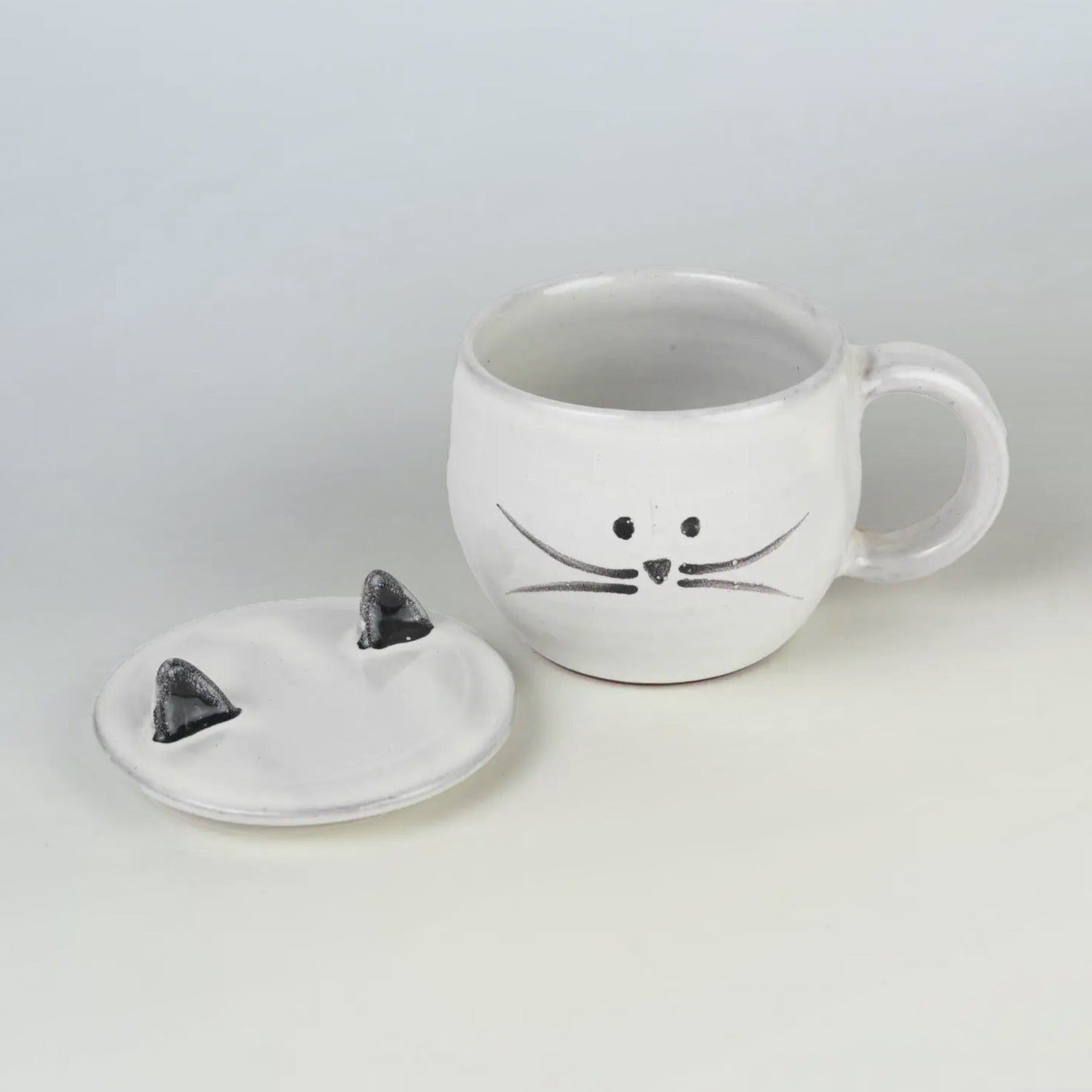 Cute cat mug with lid, kitty ears