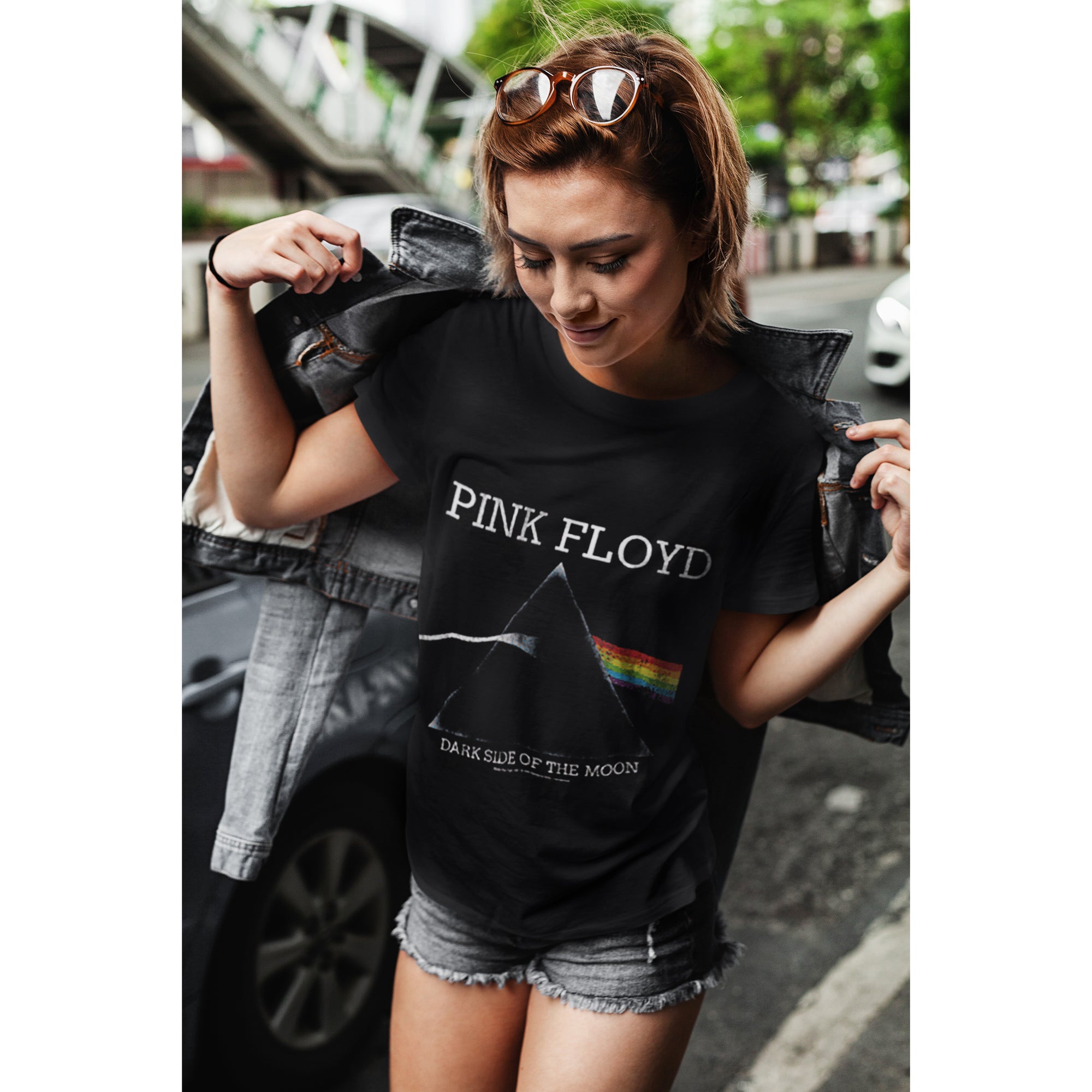 Pink Floyd T-shirt Womans model